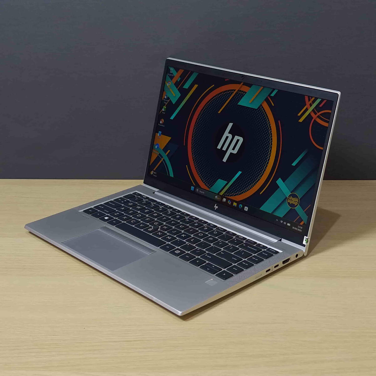 Lenovo Elitebook 845G8 Kanan Lenovo Elitebook 845G8 Kanan Butik Laptop