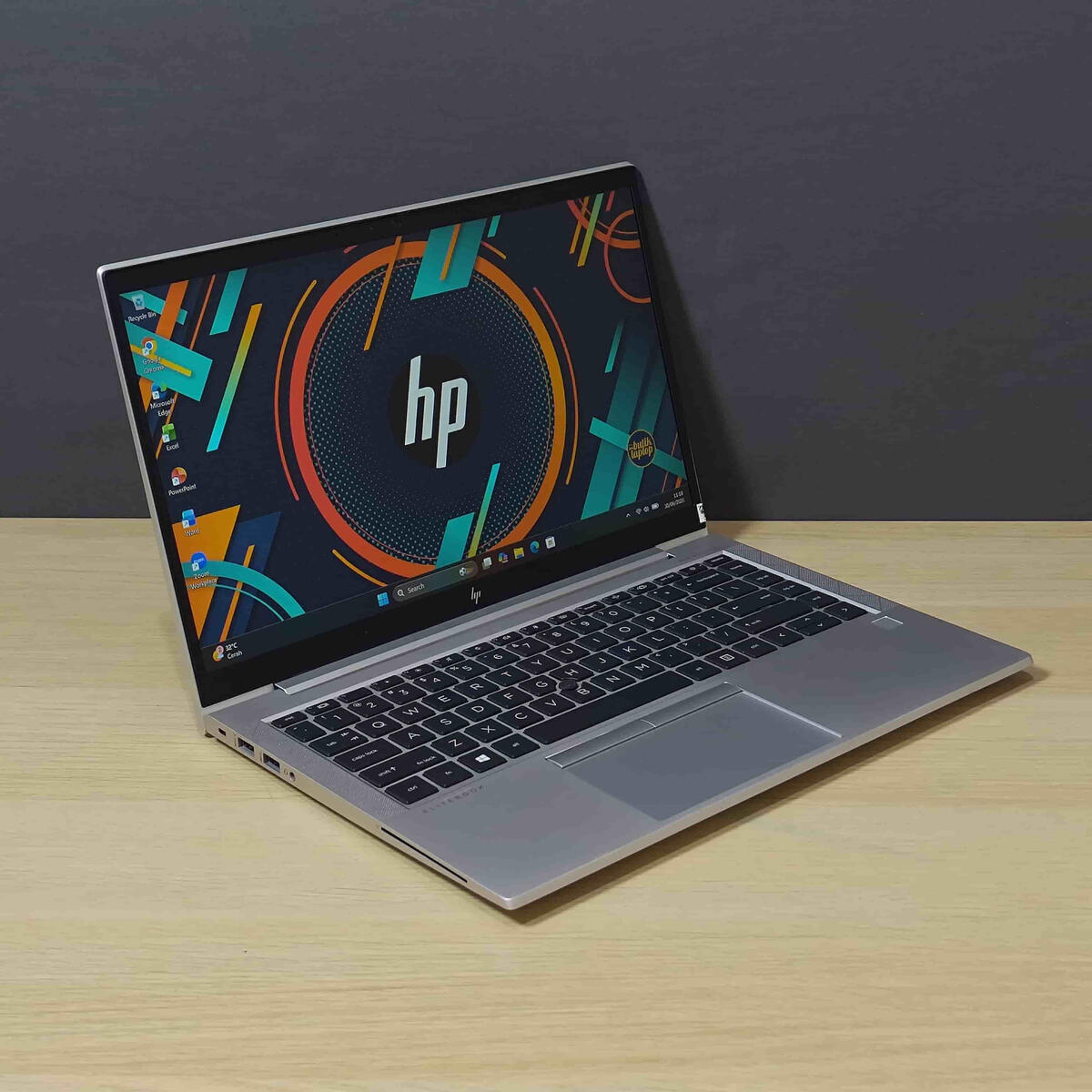 Lenovo Elitebook 845G8 Depan Kiri Lenovo Elitebook 845G8 Butik Laptop